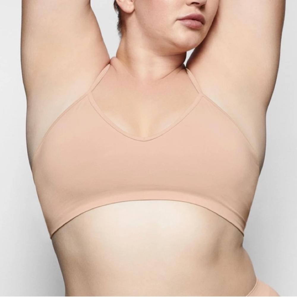 SKIMS Soft Smoothing Bralette